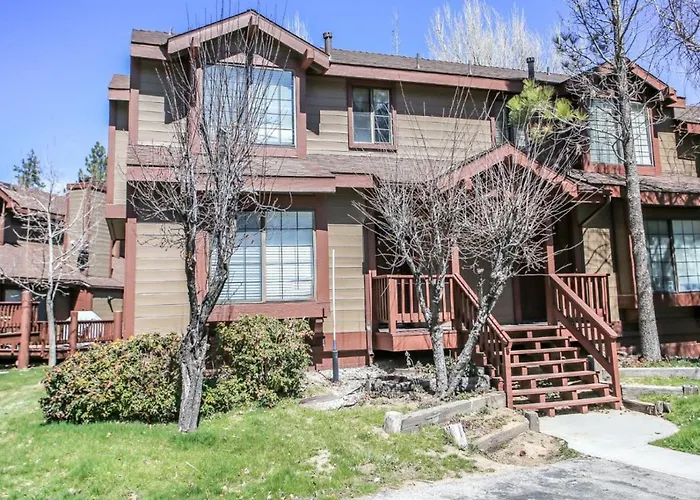 Brown Bear'S Den - Spacious Condo Within Walking Distance To All Big Bear Has To Offer!